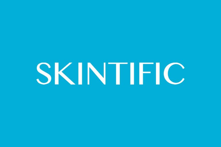 Studi kasus Skintific yang sukses meningkatkan omzet penjualan skincare lewat live streaming TikTok dan Shopee Live bersama Kreaviz.
